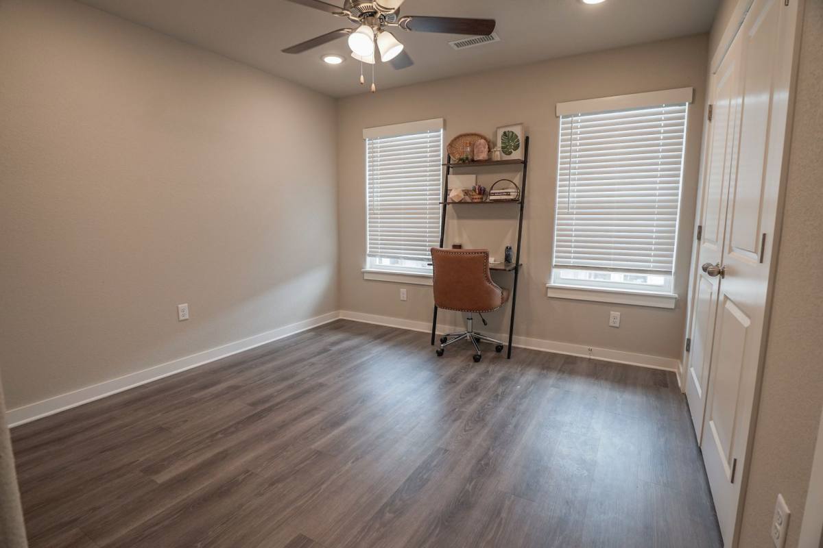 Townhouse for rent at 753 N Honey Locust Bend, Fayetteville, AR 72704