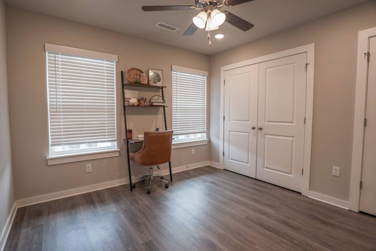 Townhouse for rent at 753 N Honey Locust Bend, Fayetteville, AR 72704