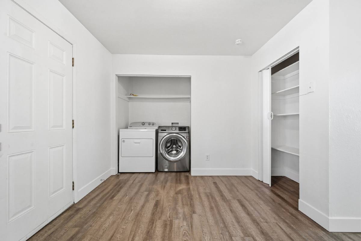 Apartment for rent at 1164 Yosemite St #1B, Denver, CO 80247