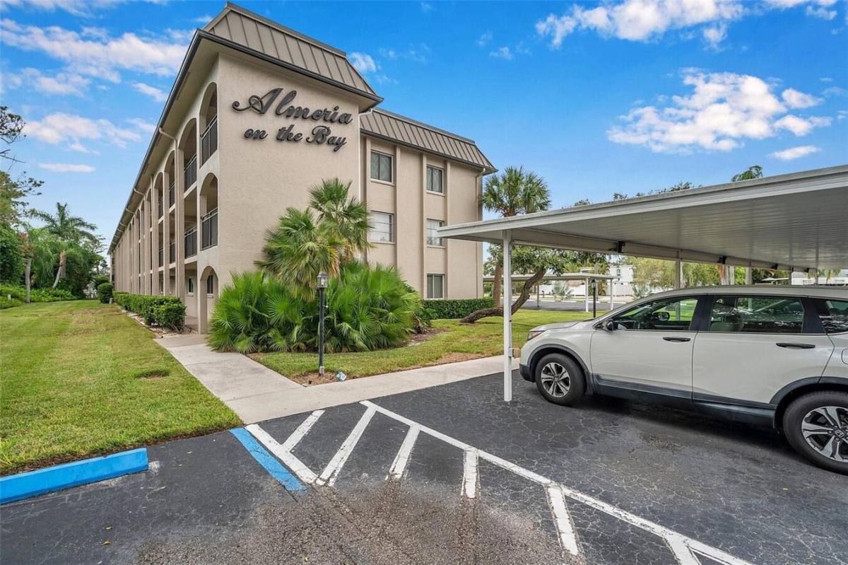 Condo for rent at 6470 Hollywood Blvd #108, Sarasota, FL 34231