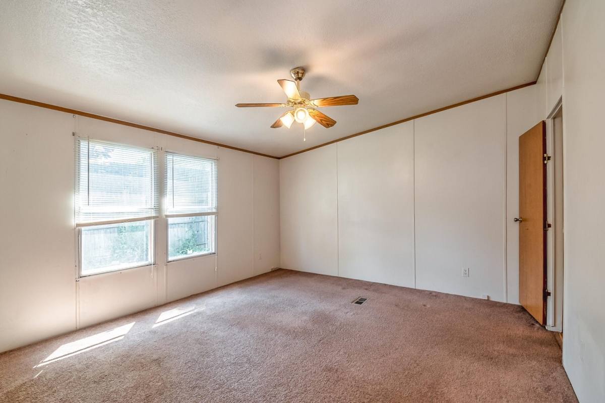 House for rent at 714 Baldwin Ave SW, Knoxville, TN 37920