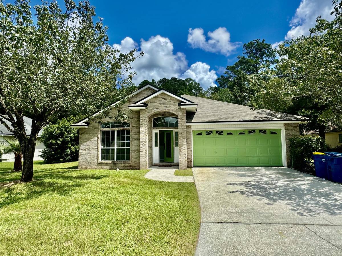 House for rent at 12295 Sumter Square Dr E, Jacksonville, FL 32218