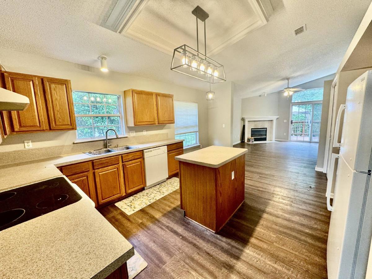 House for rent at 12295 Sumter Square Dr E, Jacksonville, FL 32218