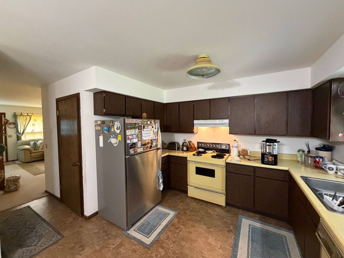House for rent at 951 Brentwood Dr, Port Edwards, WI 54469