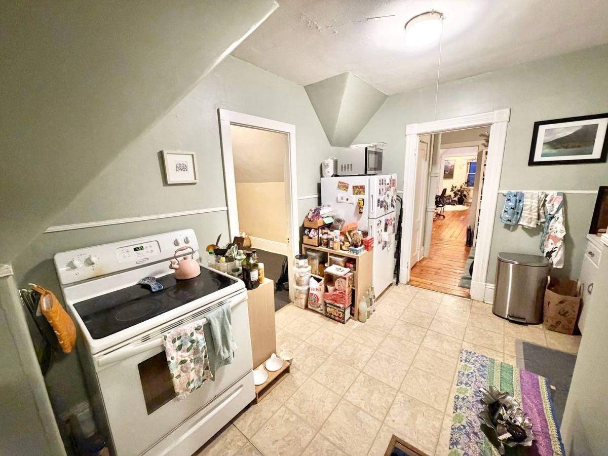 Apartment for rent at 222 S Union St, Burlington, VT 05401