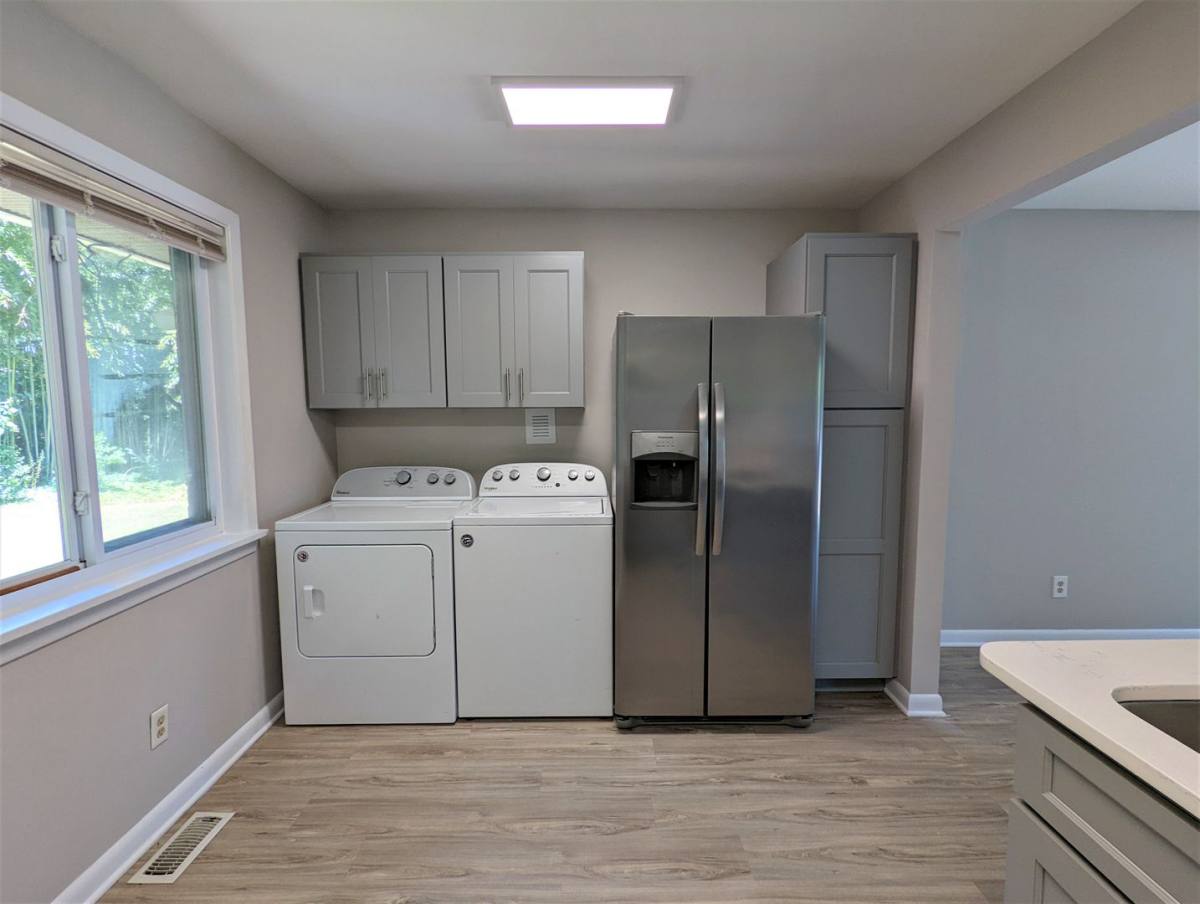 Apartment for rent at 3906 Lexington Dr, Raleigh, NC 27606