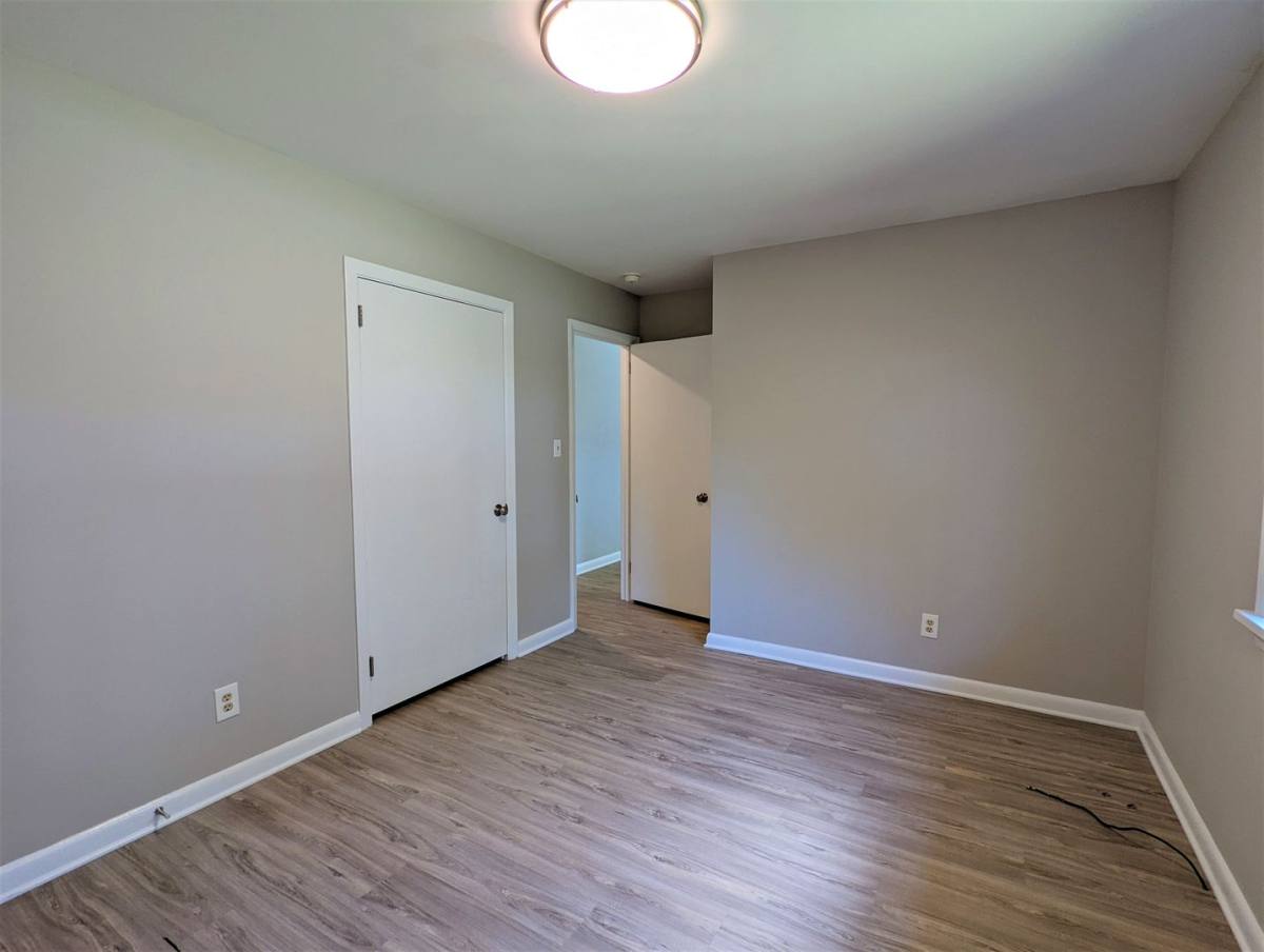 Apartment for rent at 3906 Lexington Dr, Raleigh, NC 27606