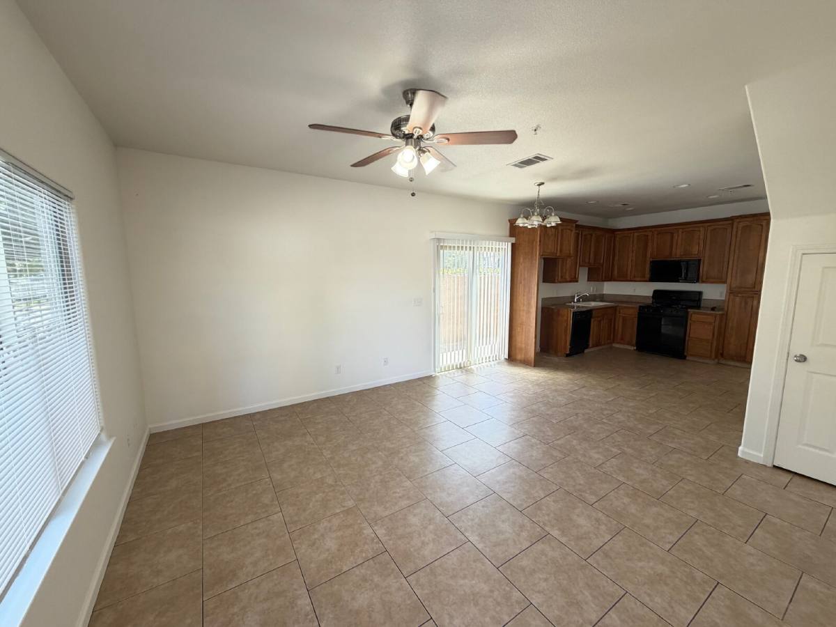 House for rent at 324 Olive Way, Chowchilla, CA 93610