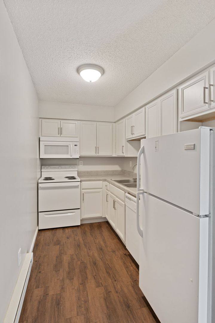 Apartment for rent at 1408 White River Blvd, Muncie, IN 47304