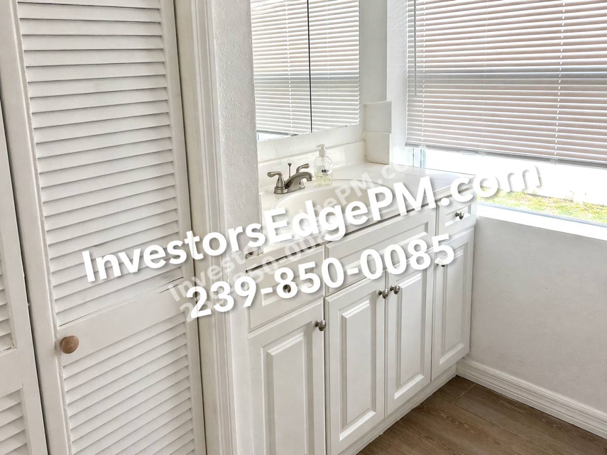 Apartment for rent at 1148 Harbor Dr #2, North Fort Myers, FL 33917