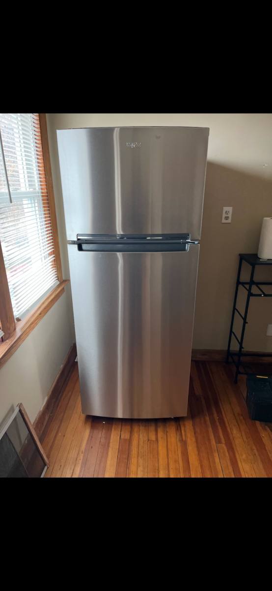 Apartment for rent at 130 Woodin St #3, Hamden, CT 06514