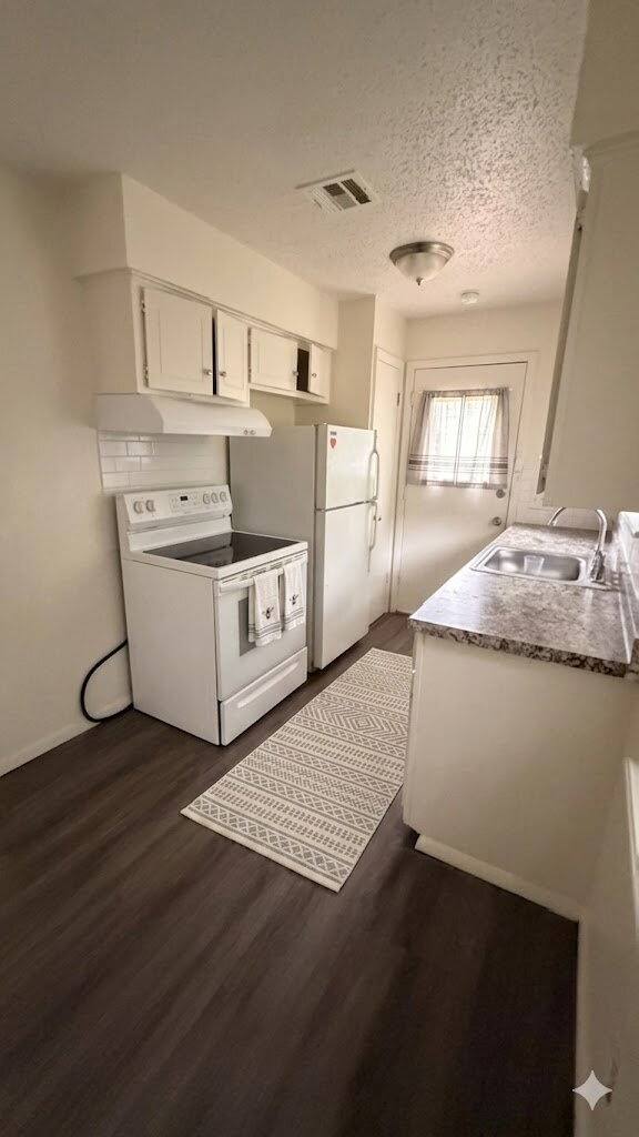 House for rent at 3065 NE 16th St, Oklahoma City, OK 73117