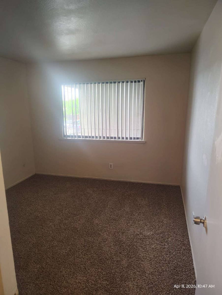 Apartment for rent at 2125 N Ave #17, Sacramento, CA 95838