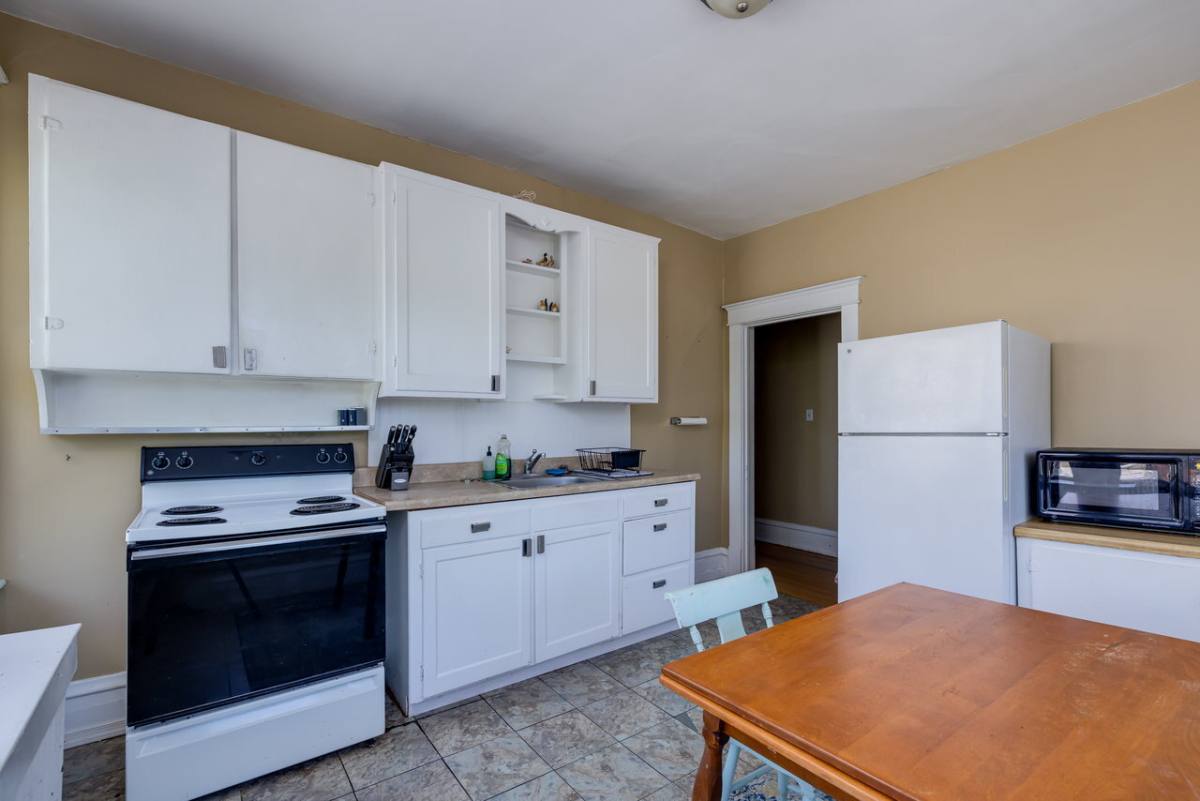 Apartment for rent at 291-A Newman Ave, Harrisonburg, VA 22801