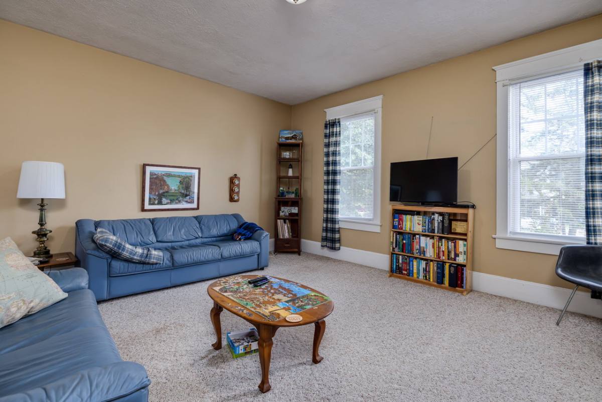 Apartment for rent at 291-B Newman Ave, Harrisonburg, VA 22801