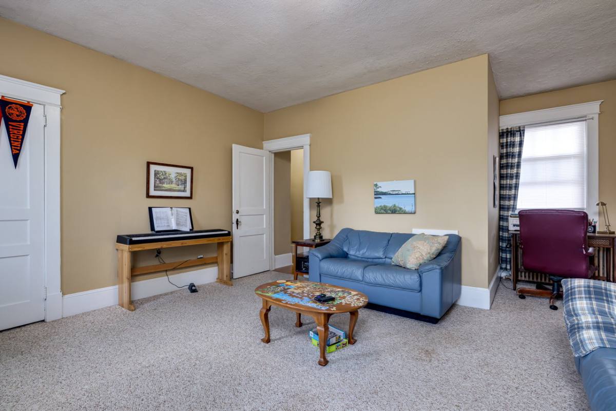 Apartment for rent at 291-B Newman Ave, Harrisonburg, VA 22801