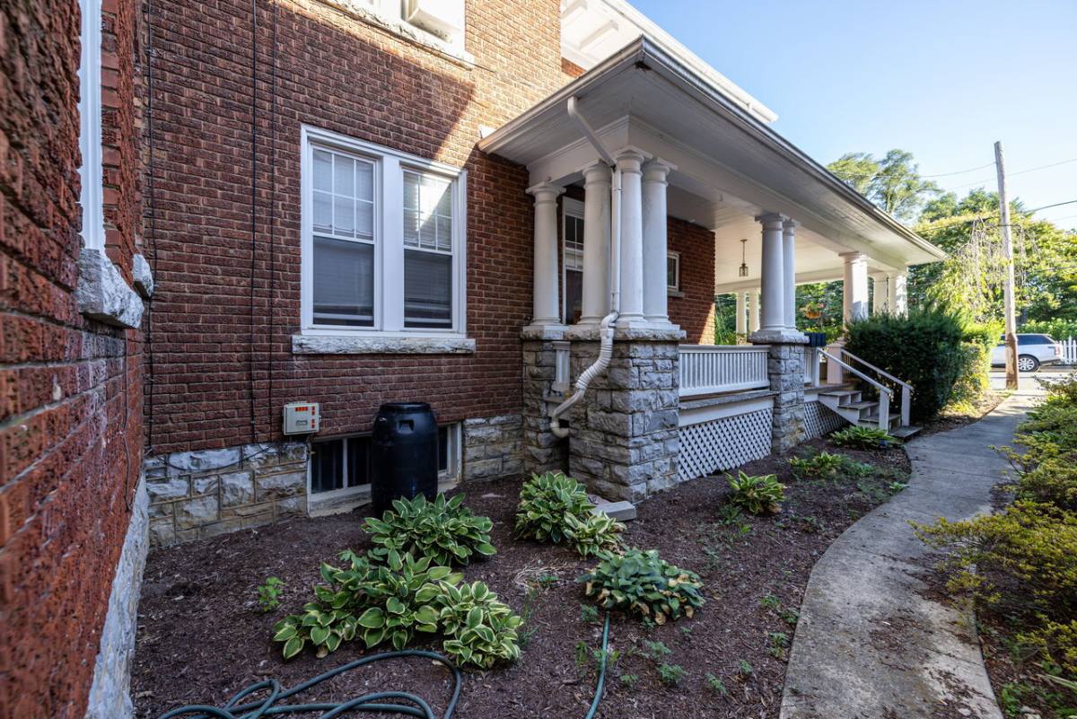 Apartment for rent at 291-B Newman Ave, Harrisonburg, VA 22801