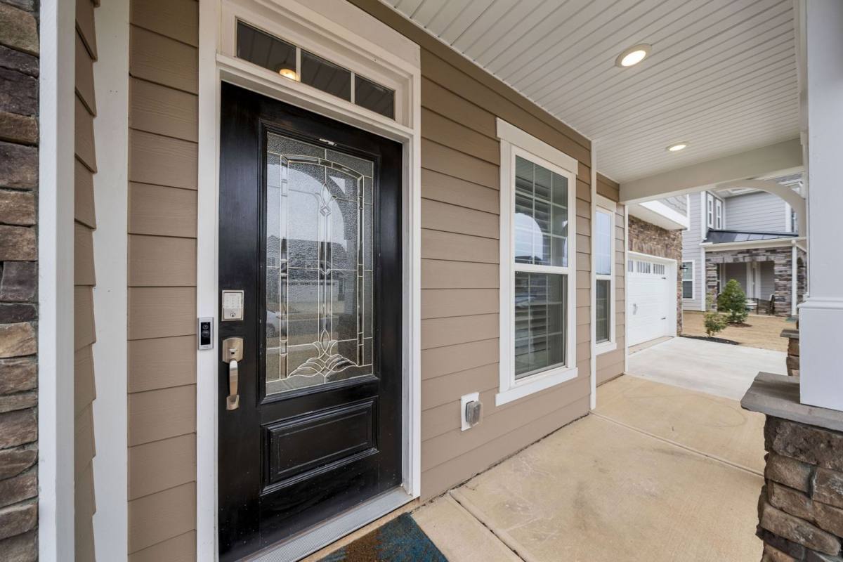 House for rent at 17019 River Race Dr, Huntersville, NC 28078