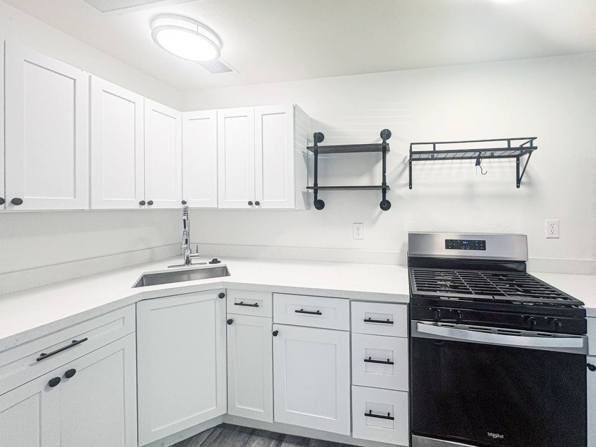 Apartment for rent at 3636 E Verde Lane, Phoenix, AZ 85018