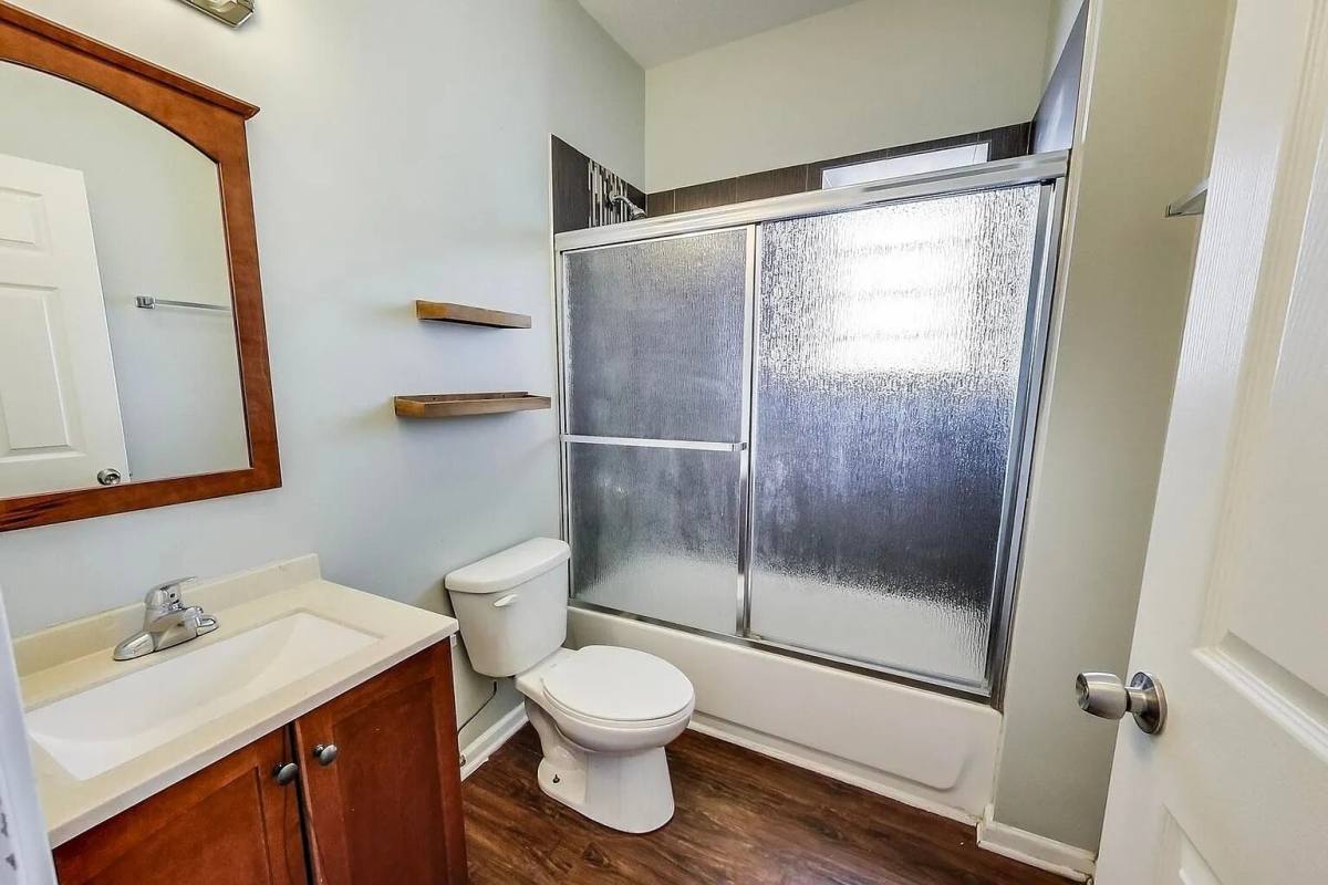 Apartment for rent at 1525 W 17th St #4, Chicago, IL 60608