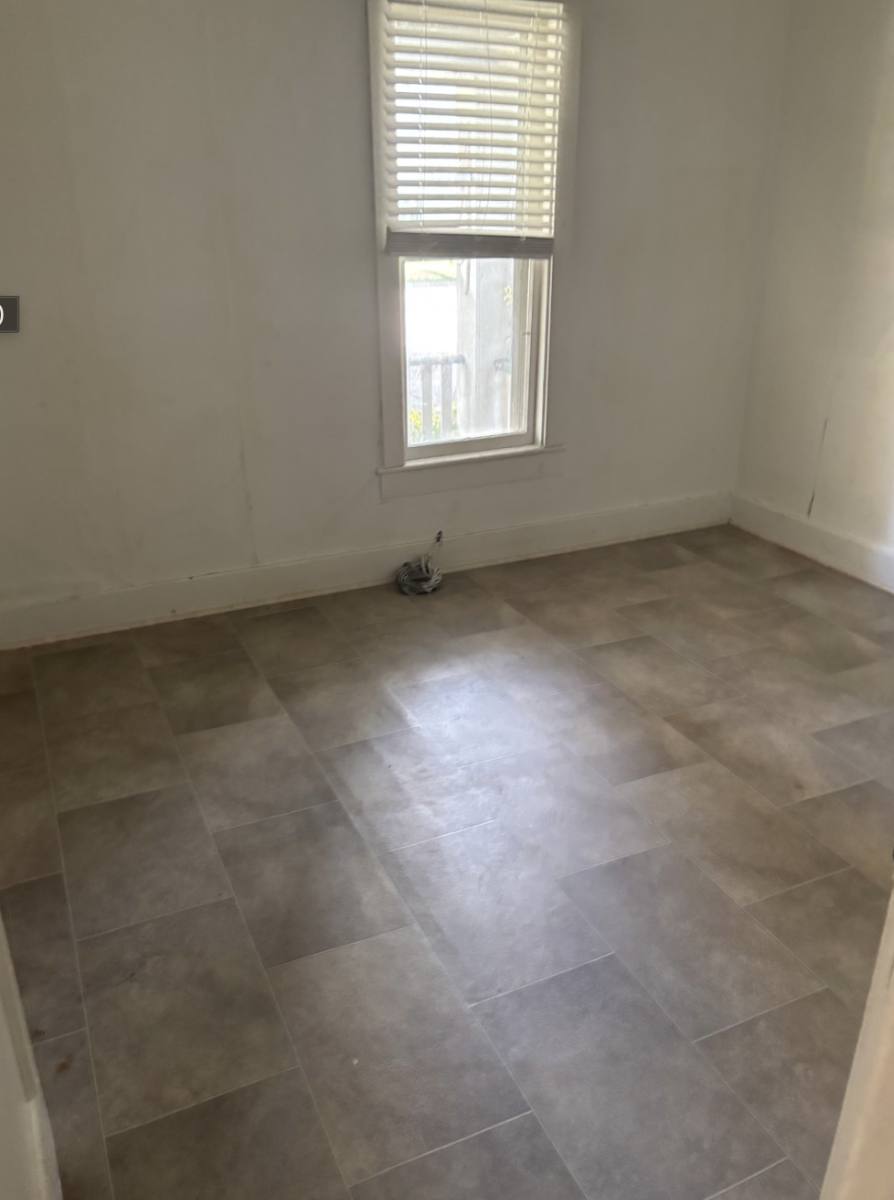House for rent at 912 Pleasant St, Saginaw, MI 48602