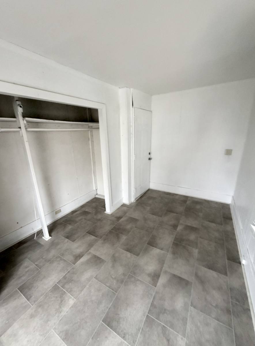House for rent at 912 Pleasant St, Saginaw, MI 48602