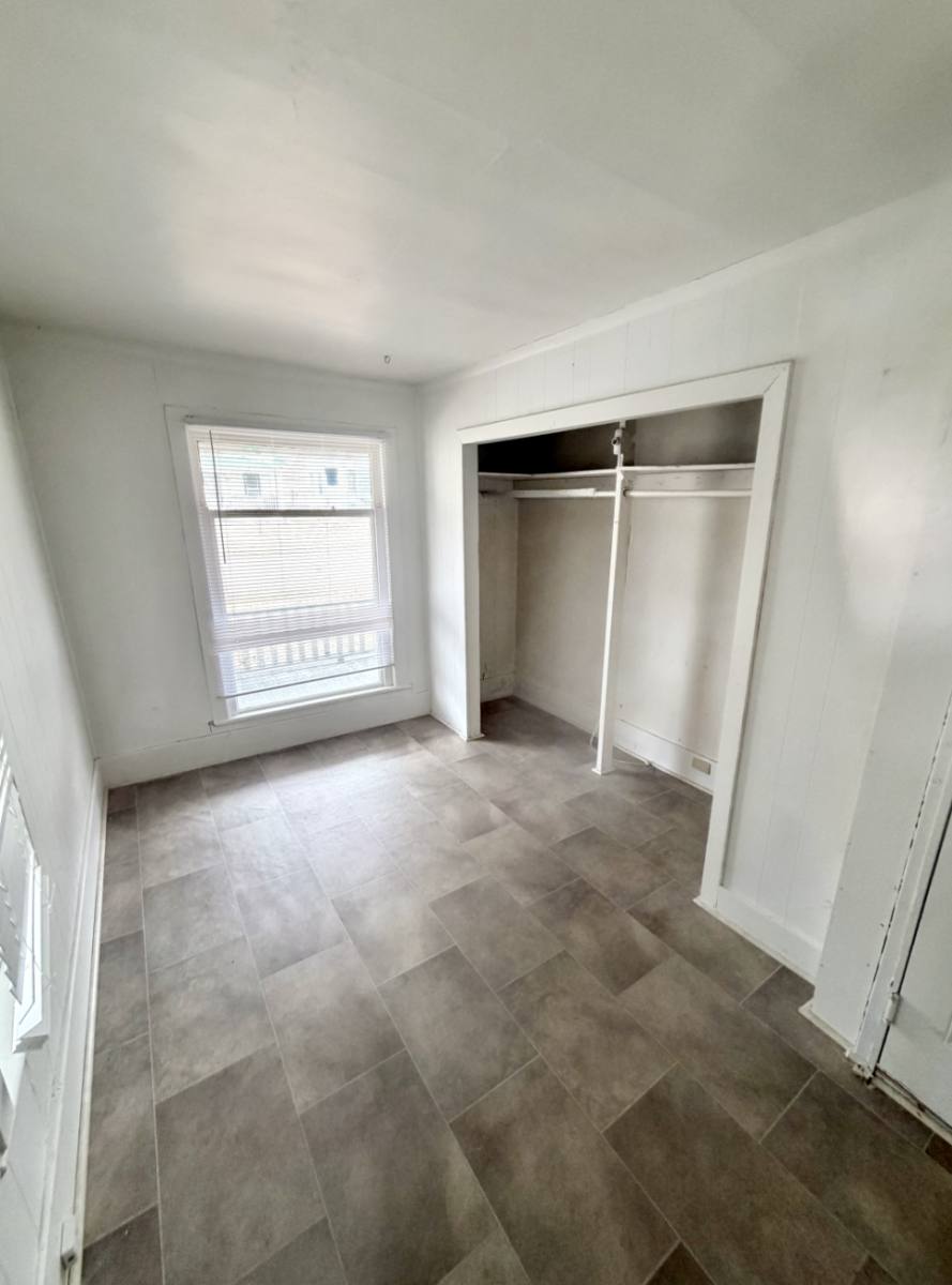 House for rent at 912 Pleasant St, Saginaw, MI 48602