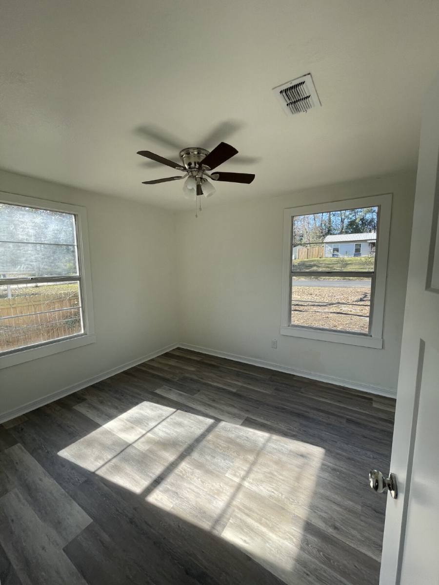 House for rent at 807 Kings Rd, Leesville, LA 71446