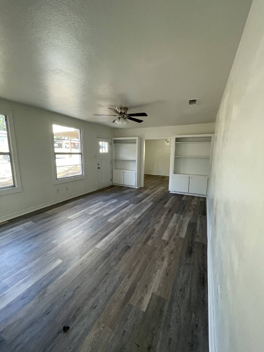 House for rent at 807 Kings Rd, Leesville, LA 71446