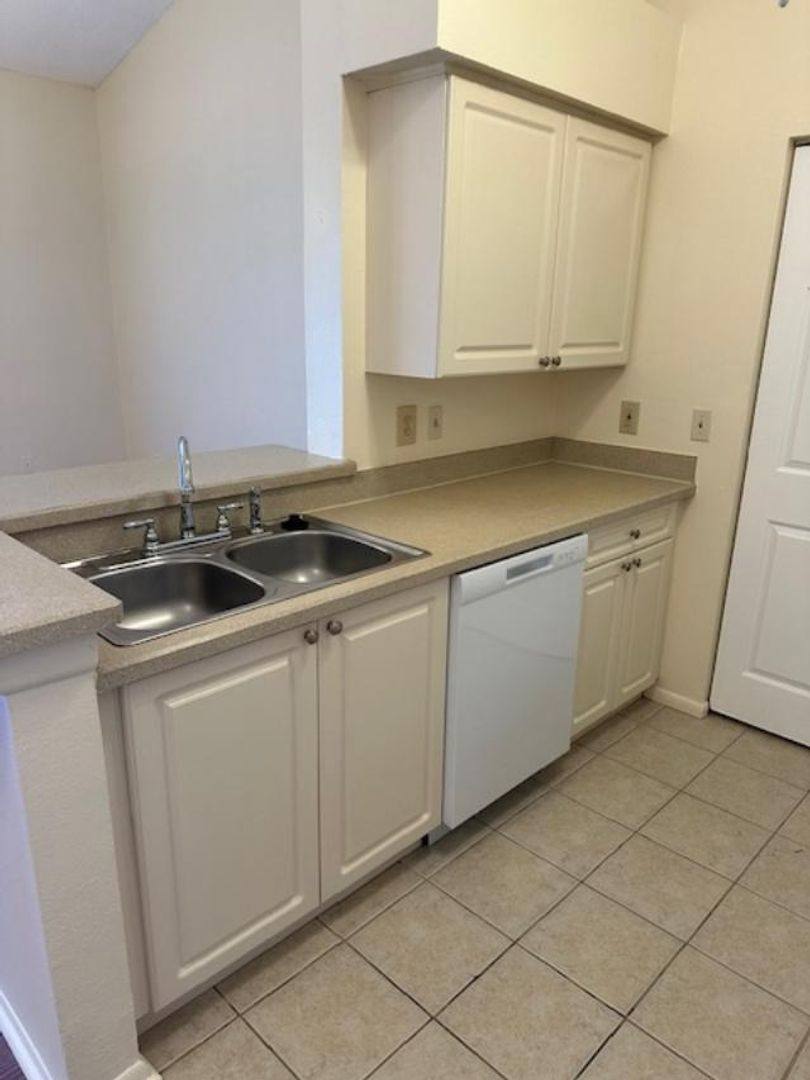 Condo for rent at 1222 Bermuda Lakes Lane #204, Kissimmee, FL 34741
