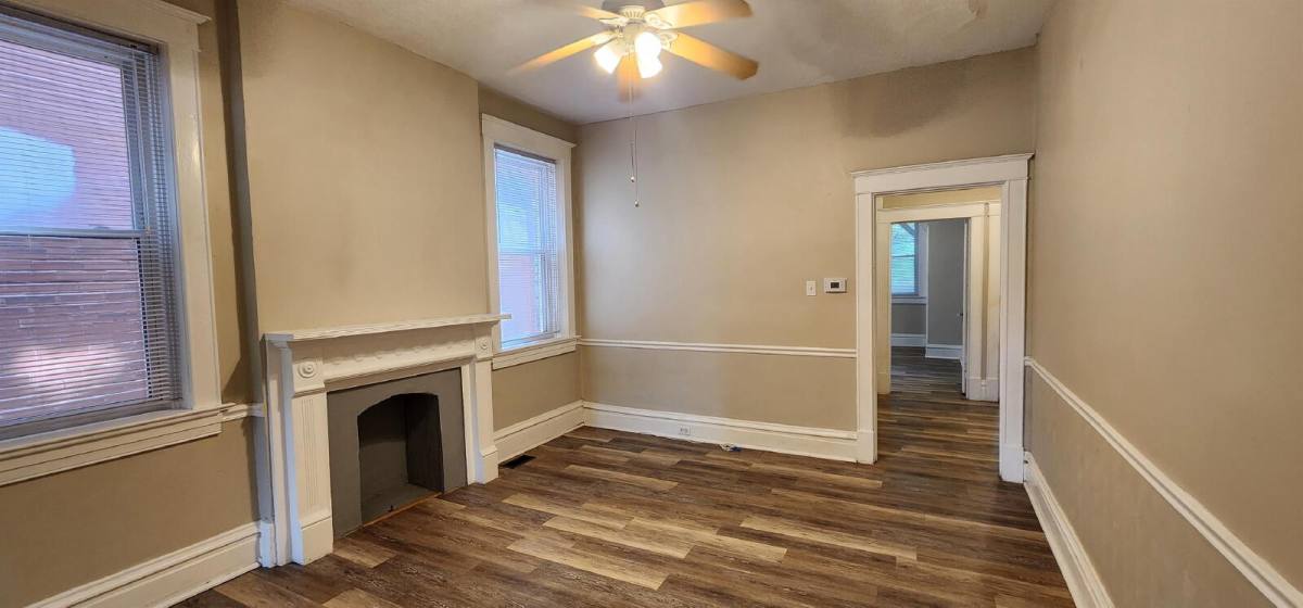 Apartment for rent at 3916 Arsenal St 1 E, Saint Louis, MO 63116