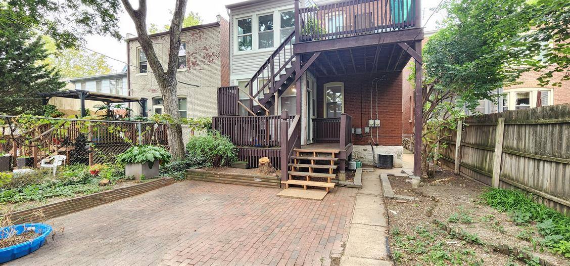Apartment for rent at 3916 Arsenal St 1 E, Saint Louis, MO 63116