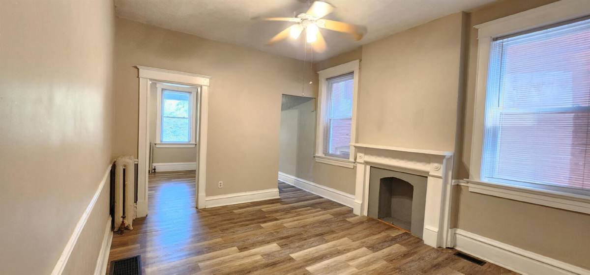 Apartment for rent at 3916 Arsenal St 1 E, Saint Louis, MO 63116