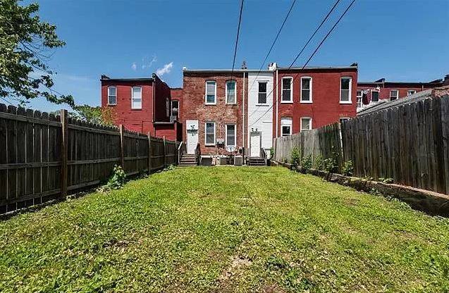 Apartment for rent at 2634 Geyer Ave #A, Saint Louis, MO 63104