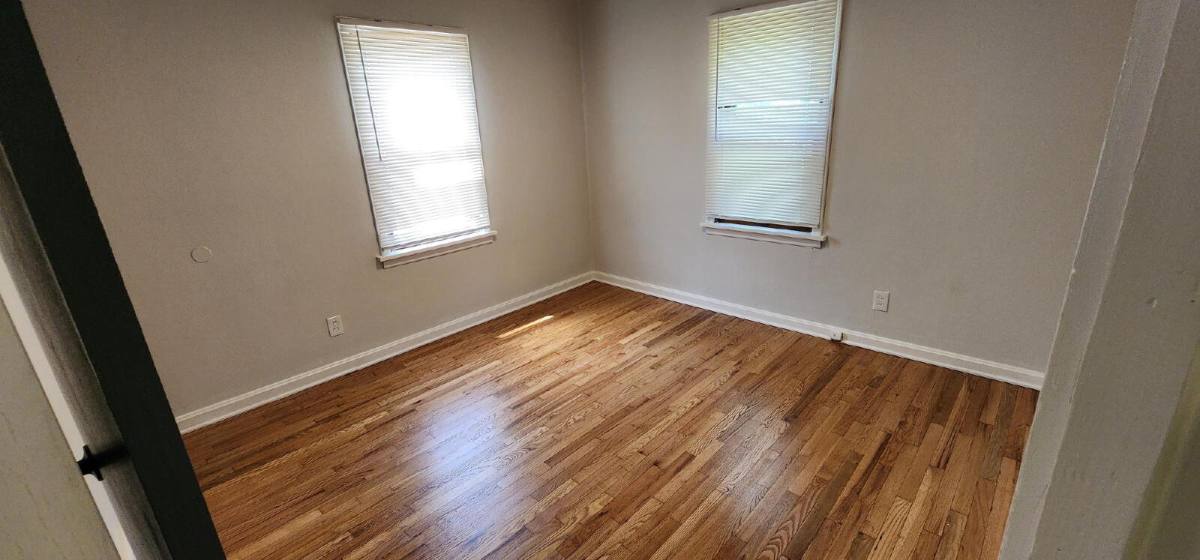 House for rent at 509 Ballman Ave, Saint Louis, MO 63135