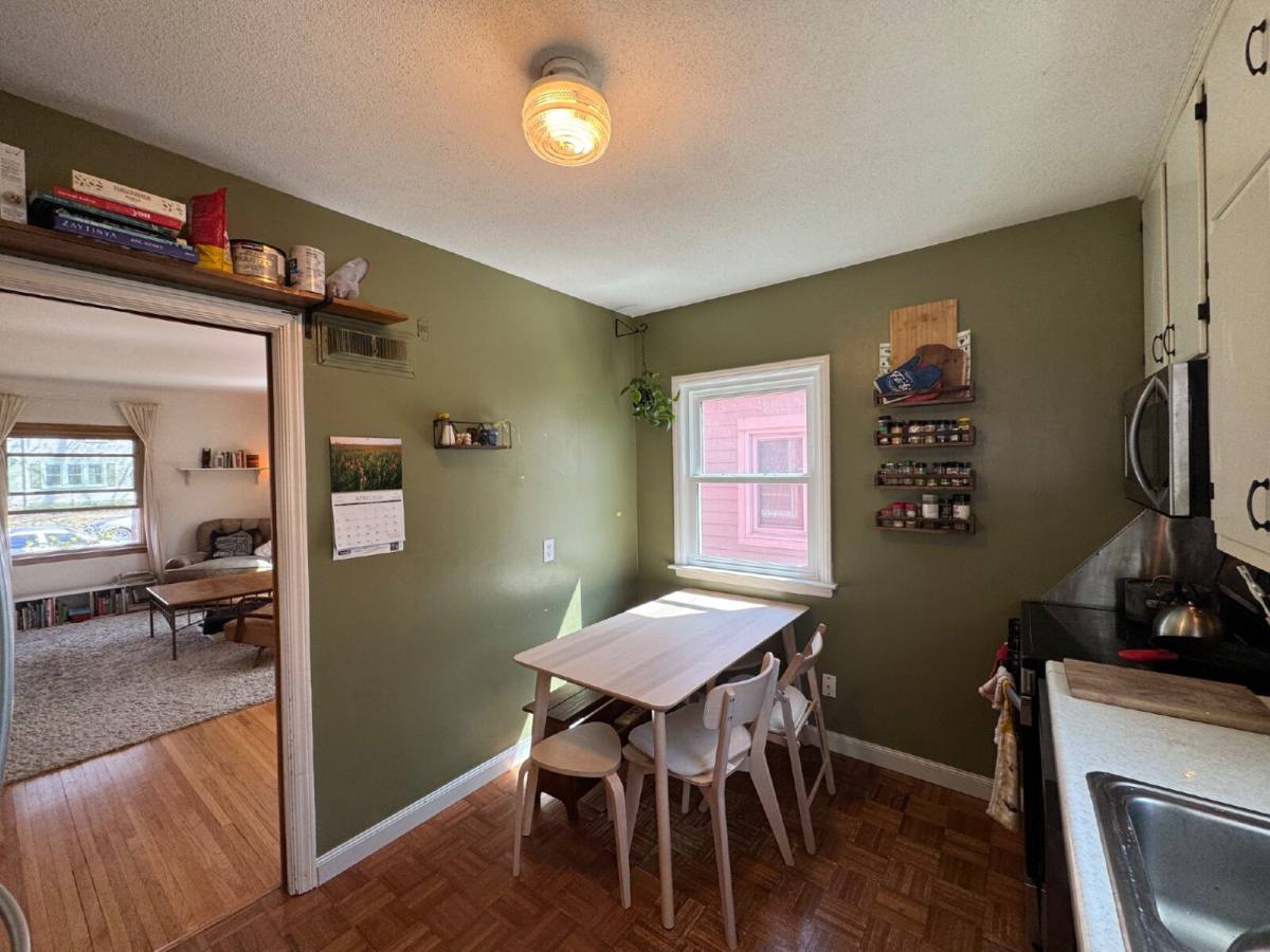 House for rent at 1605 Merrill St, Saint Paul, MN 55108