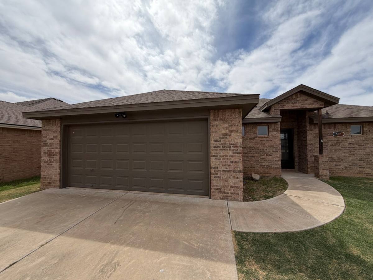 Townhouse for rent at 623 N Elkhart Ave #A, Lubbock, TX 79416