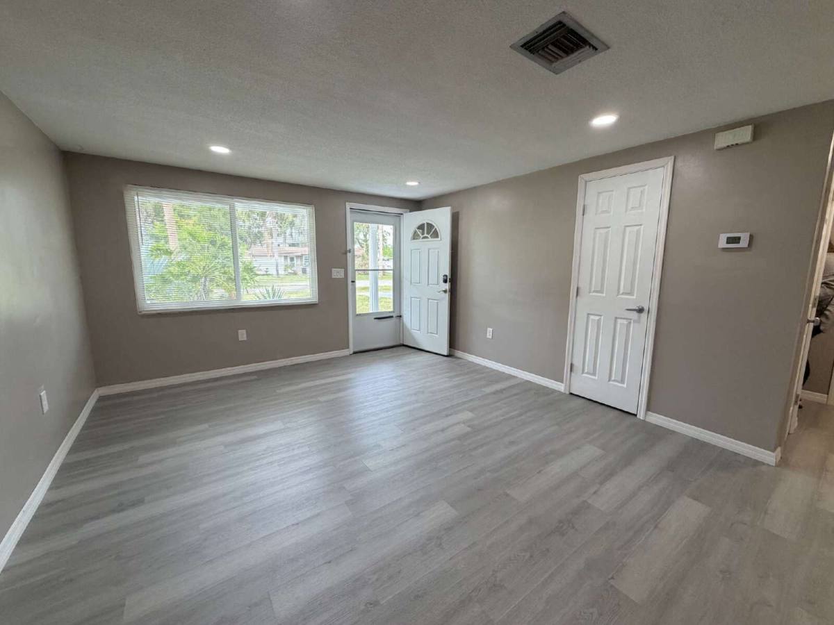 Townhouse for rent at 5342 Cedar Lane, New Port Richey, FL 34652