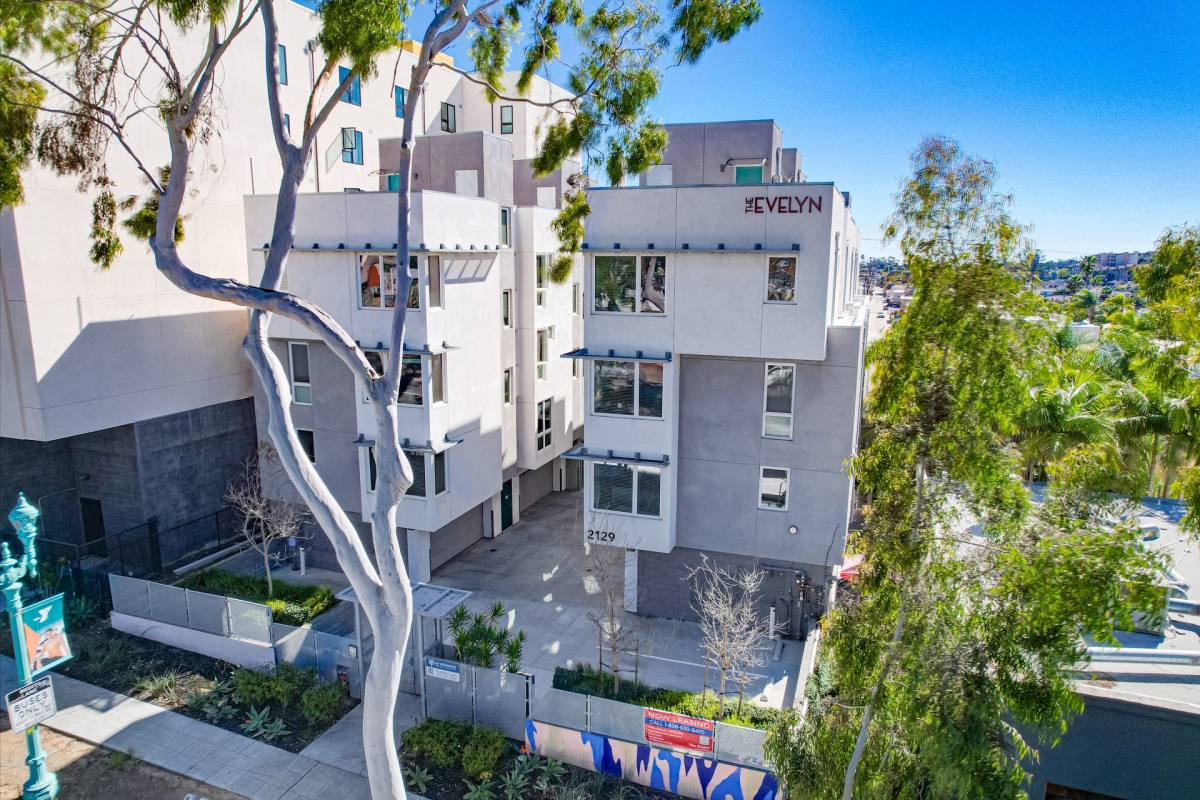 Townhouse for rent at 2129 El Cajon Blvd, San Diego, CA 92104