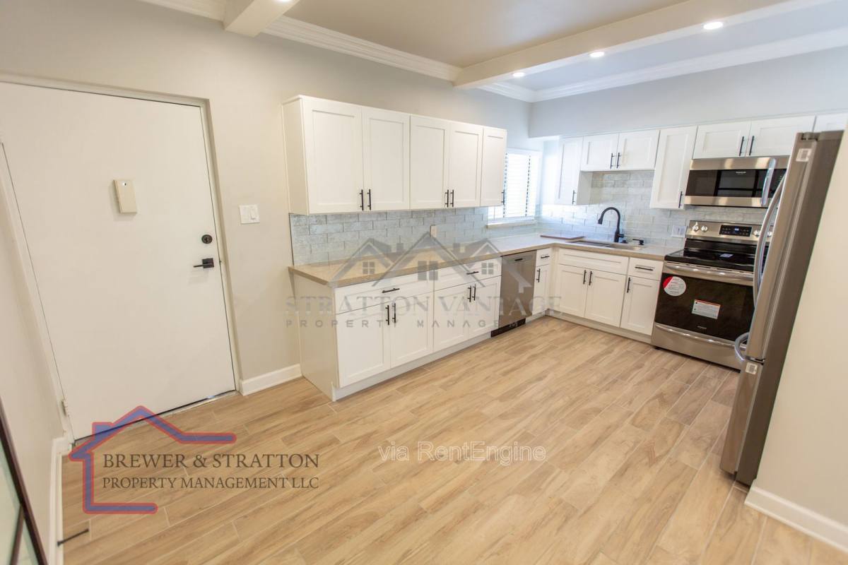 Condo for rent at 351 E Thomas Rd #D305, Phoenix, AZ 85012
