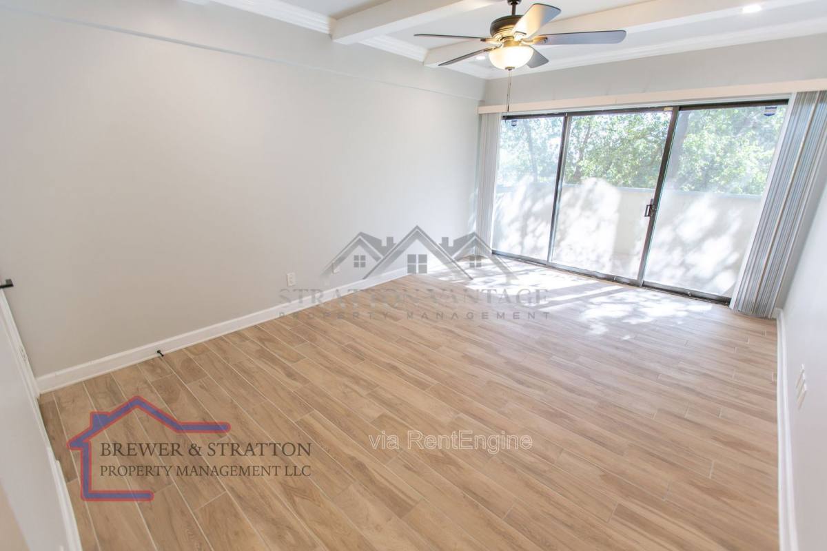 Condo for rent at 351 E Thomas Rd #D305, Phoenix, AZ 85012