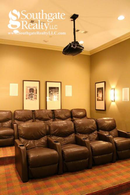 Apartment for rent at 155 Cross Creek Parkway, Hattiesburg, MS 39402