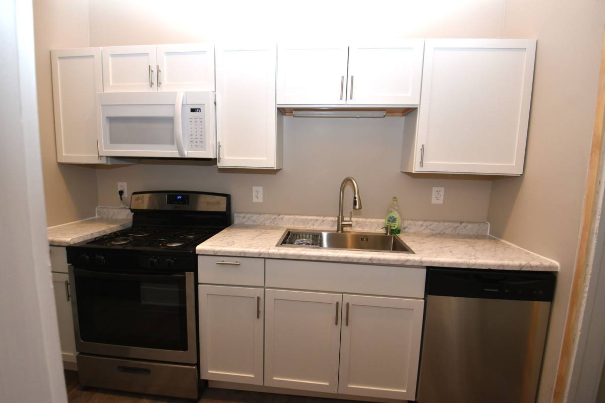 Apartment for rent at 434 W Lawrence, Mishawaka, IN 46545