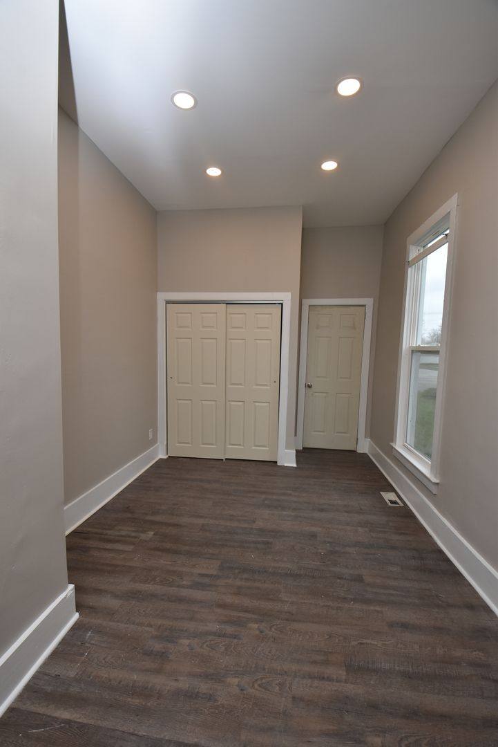 Apartment for rent at 434 W Lawrence, Mishawaka, IN 46545