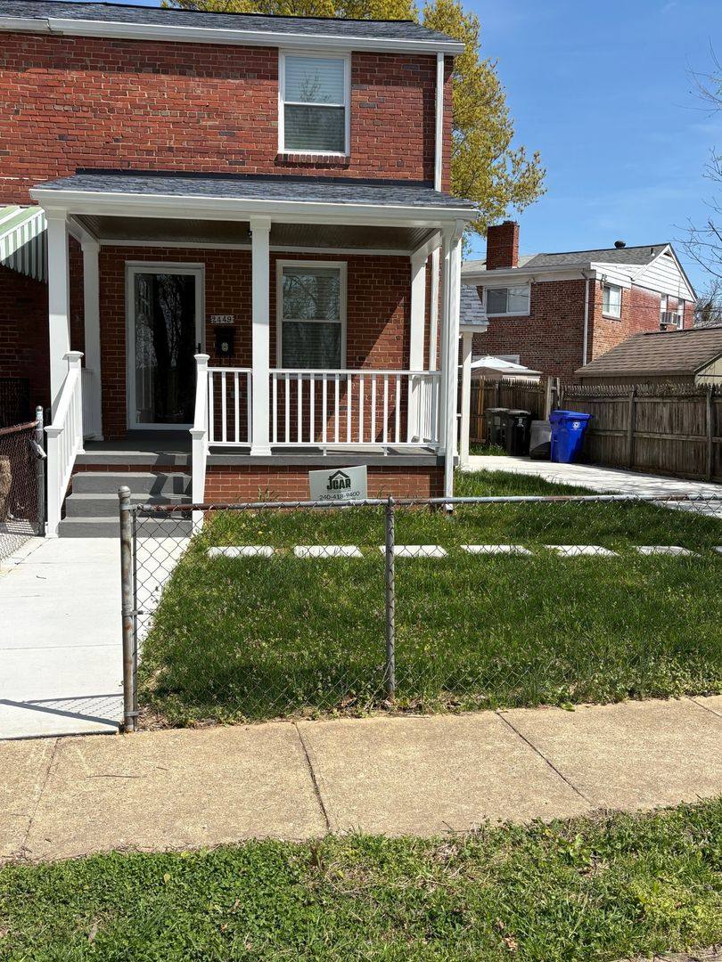 House for rent at 2449 S Oakland St, Arlington, VA 22206