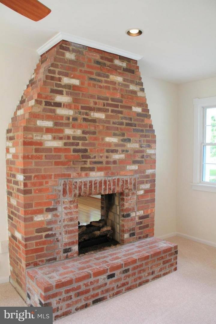 House for rent at 8319 Sharon Dr, Frederick, MD 21704
