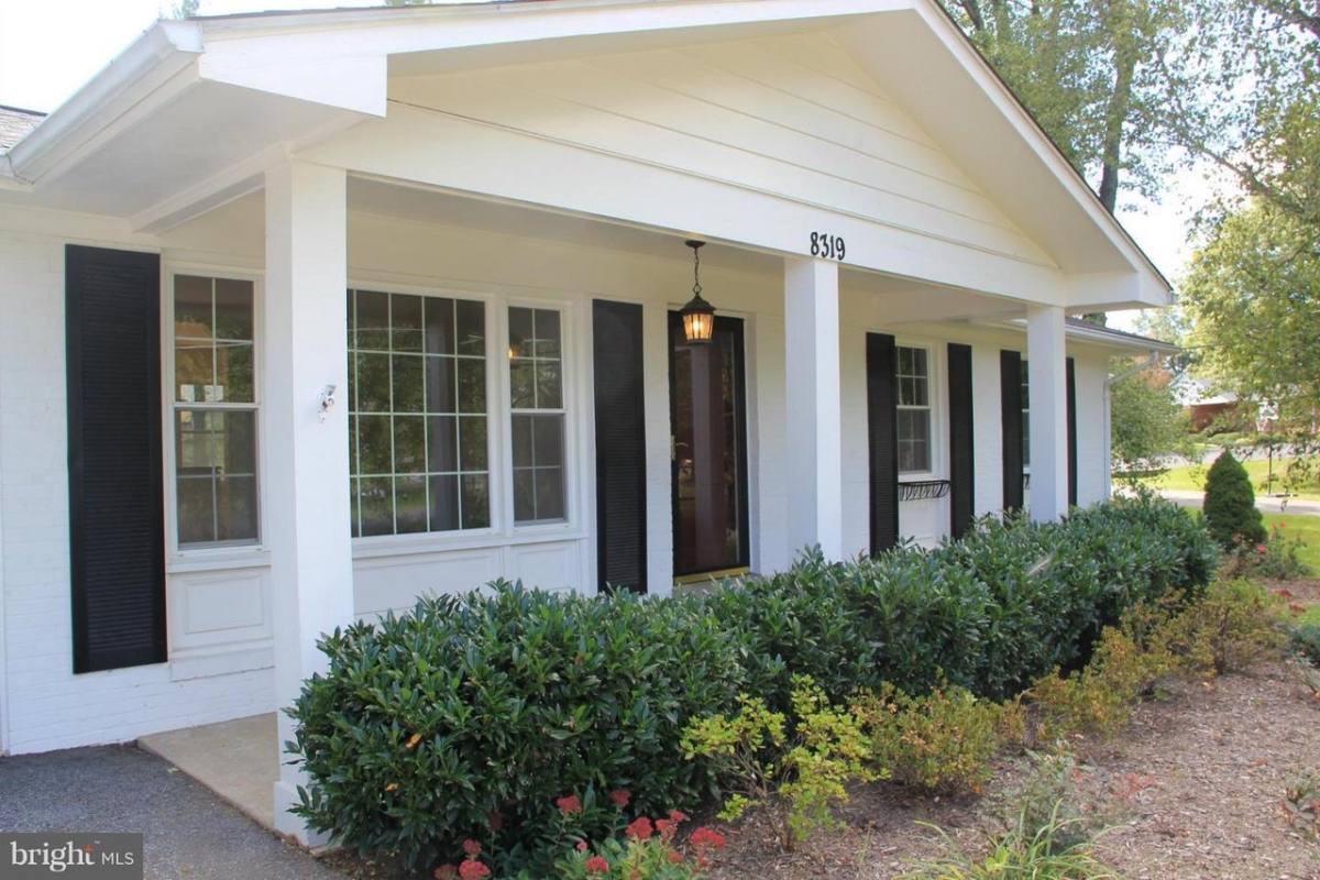 House for rent at 8319 Sharon Dr, Frederick, MD 21704