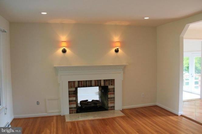 House for rent at 8319 Sharon Dr, Frederick, MD 21704