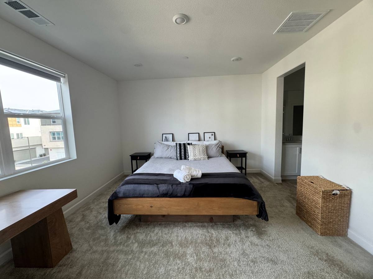 Townhouse for rent at 777 Abby Dr #2, Chula Vista, CA 91911