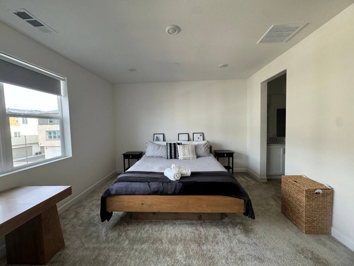 Townhouse for rent at 777 Abby Dr #2, Chula Vista, CA 91911